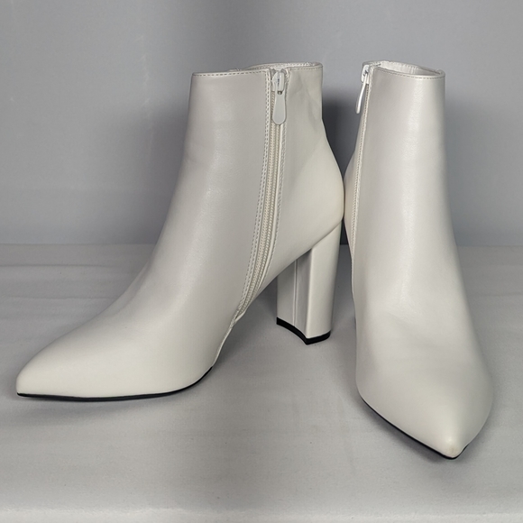 NEW Dream Pairs Womens Sianna Platform Chunky Heel Ankle Booties Sz 7 White - Picture 2 of 4